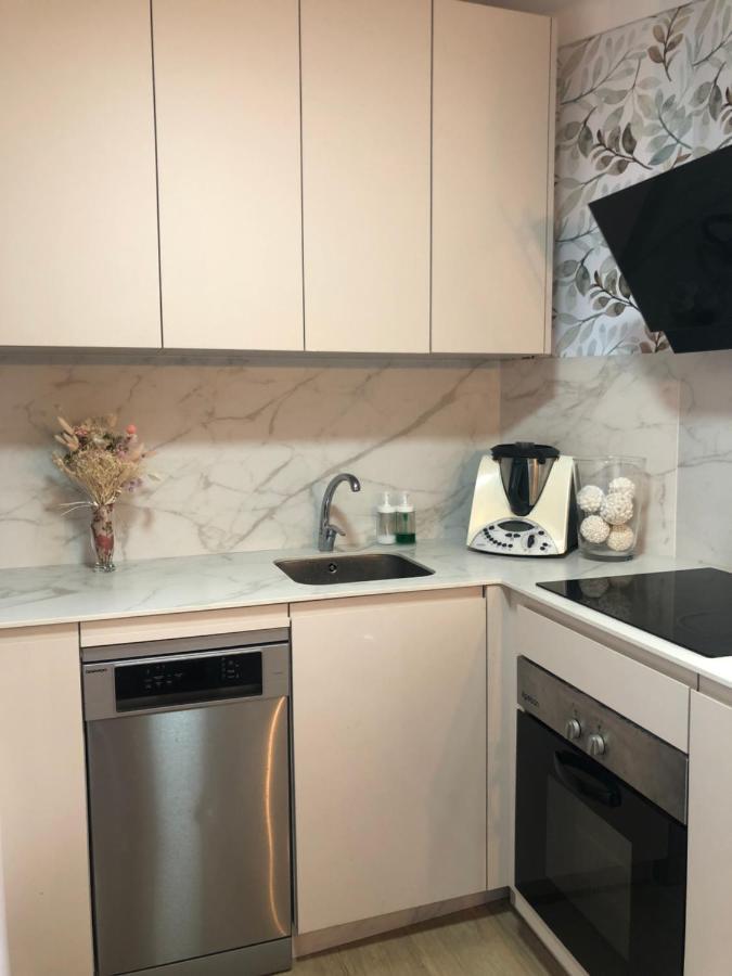 Habitacion Con Smart Tv En Piso Compartido Con Bano Privado O Compartido Malaga Sol المظهر الخارجي الصورة